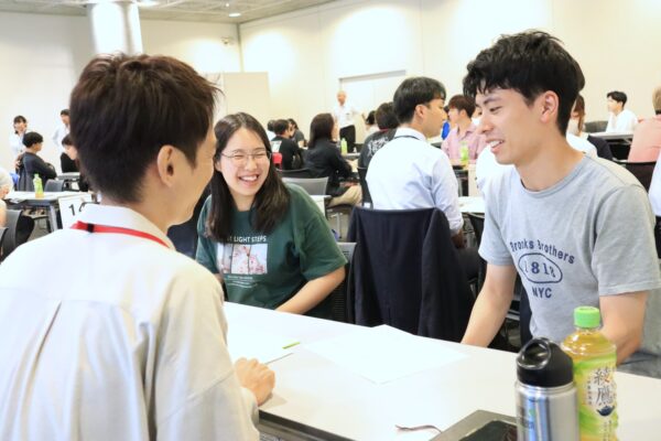 学生と企業の交流イベント「BeReal Meeting」を開催しました
